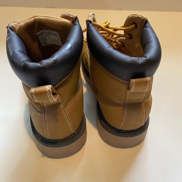 Mens size 10 Mossimo Supply Co work boots - Picture 4 of 7